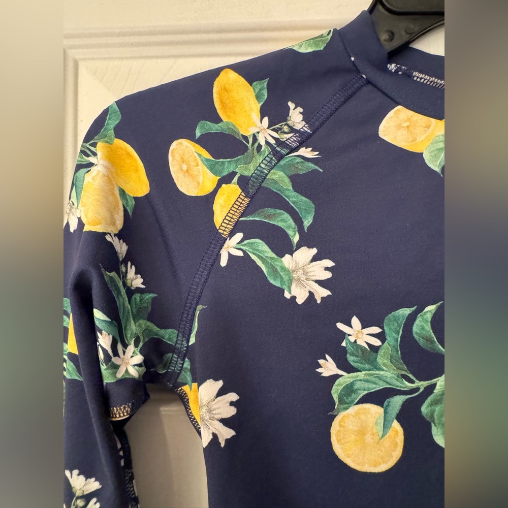 Wet Swimwear Sardinia Bri Navy Blue Lemons Print Long Sleeve Crop Top Size XS - Picture 9 of 12